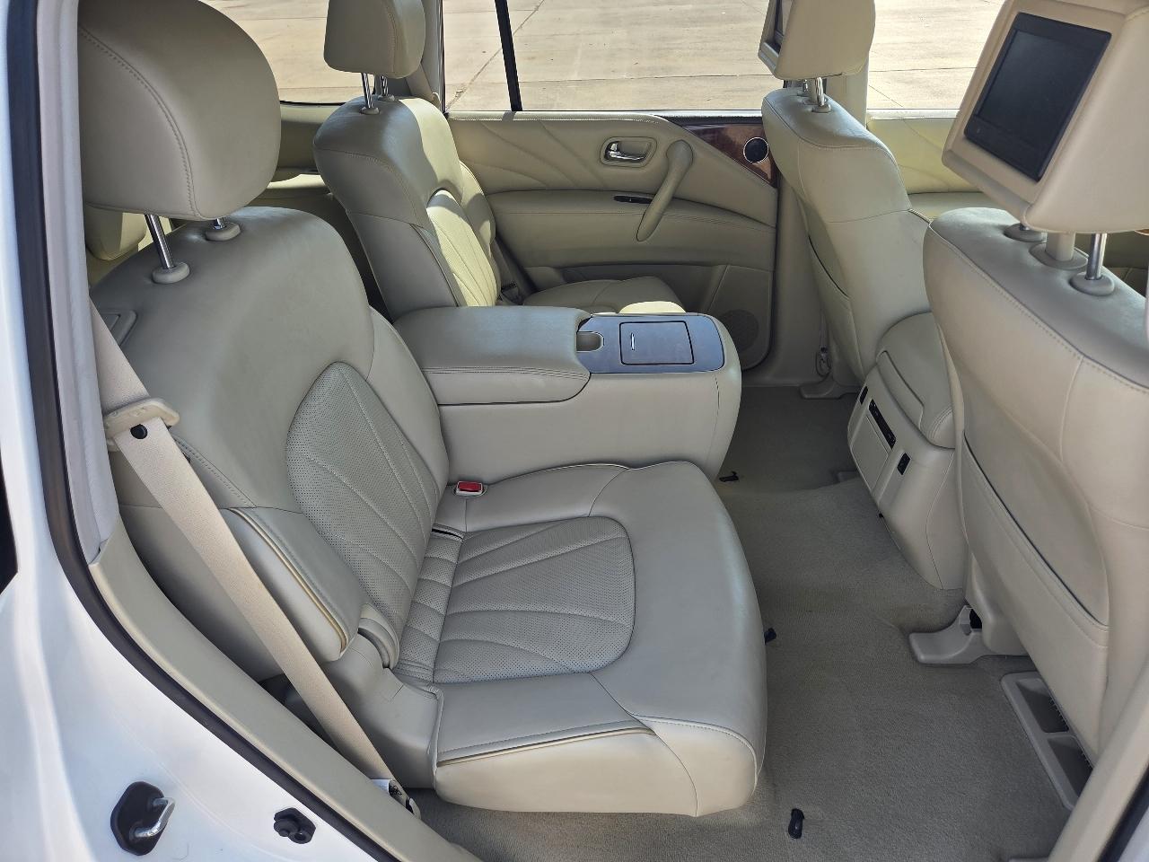 Infiniti QX80 4WD 4dr 2015
