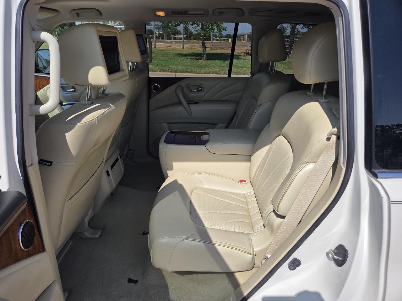 Infiniti QX80 4WD 4dr 2015