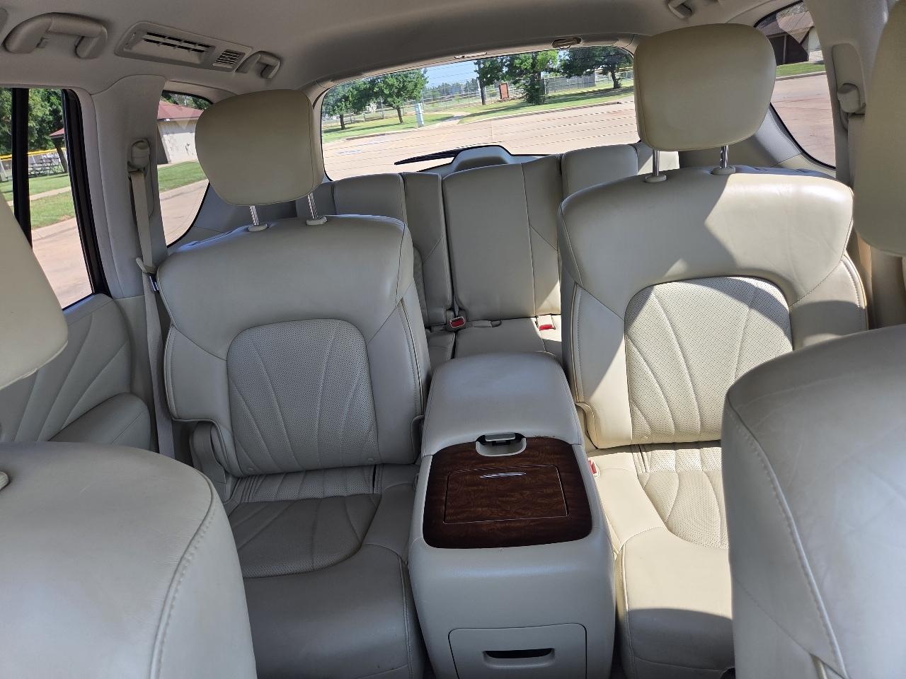 Infiniti QX80 4WD 4dr 2015
