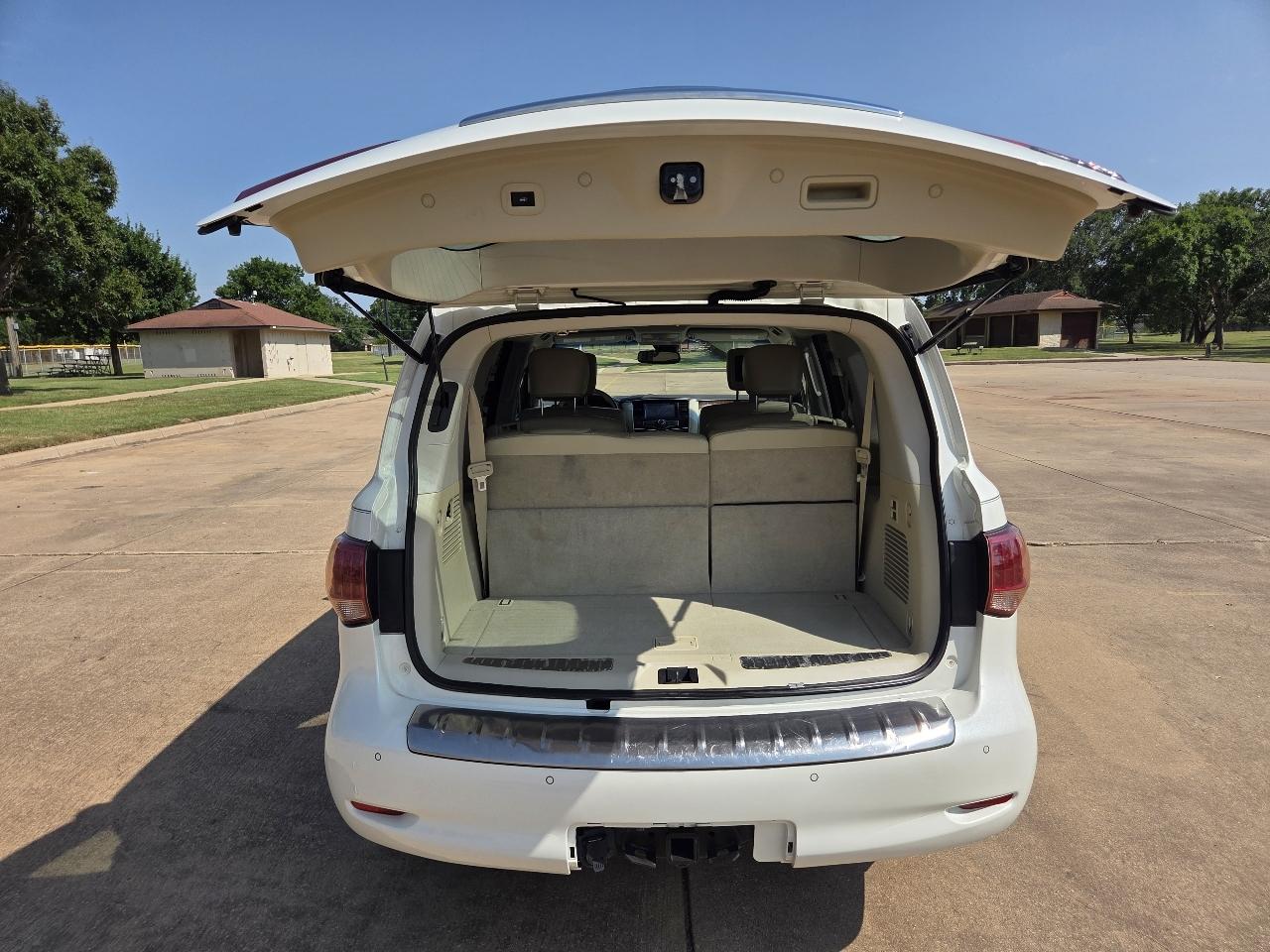Infiniti QX80 4WD 4dr 2015