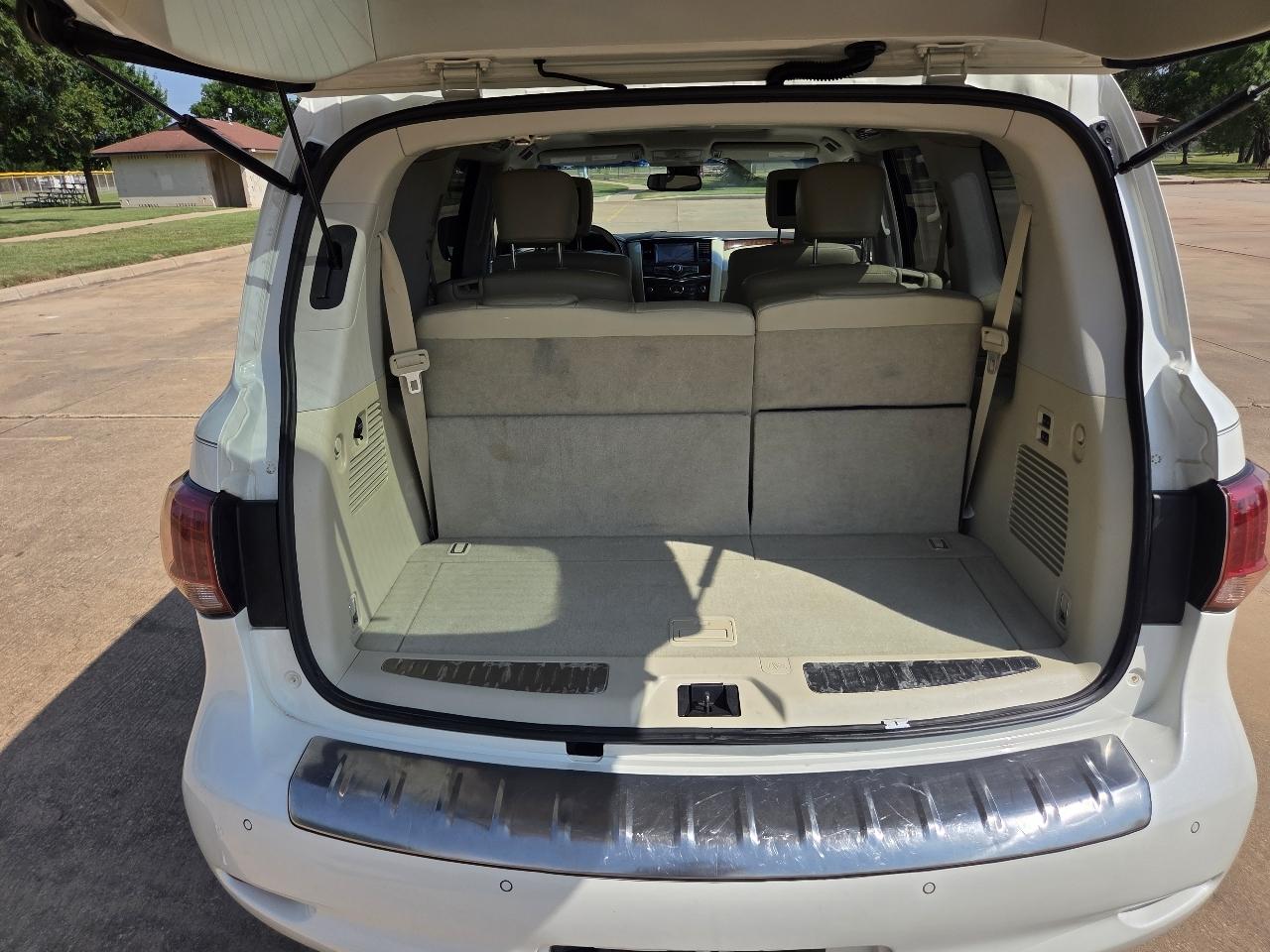 Infiniti QX80 4WD 4dr 2015