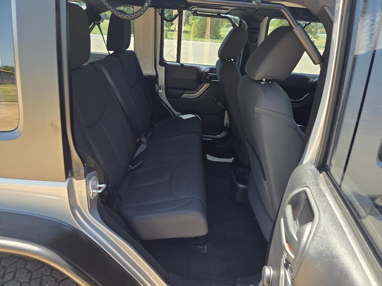 Jeep Wrangler Unlimited 4WD 4dr Sport 2015