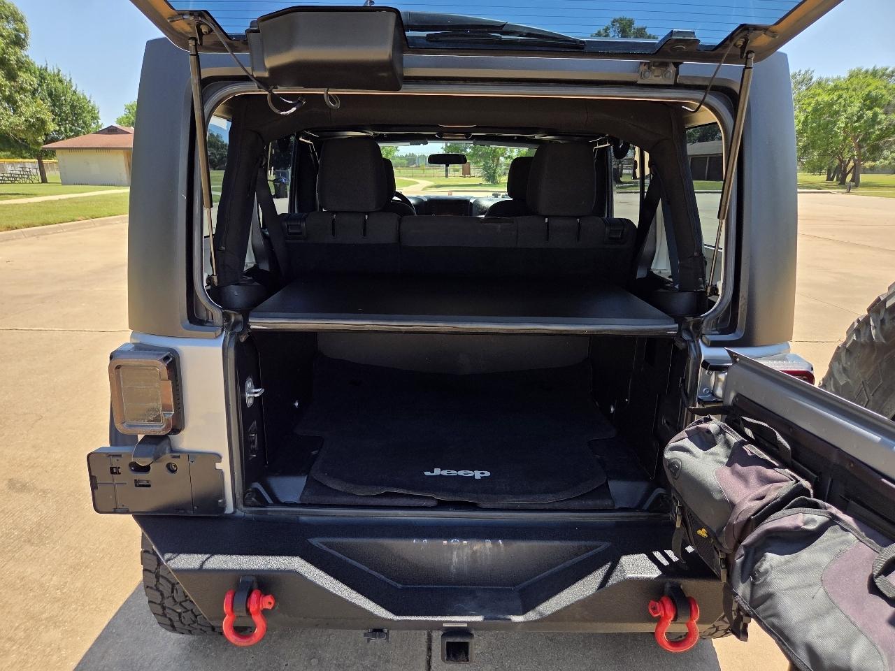 Jeep Wrangler Unlimited 4WD 4dr Sport 2015