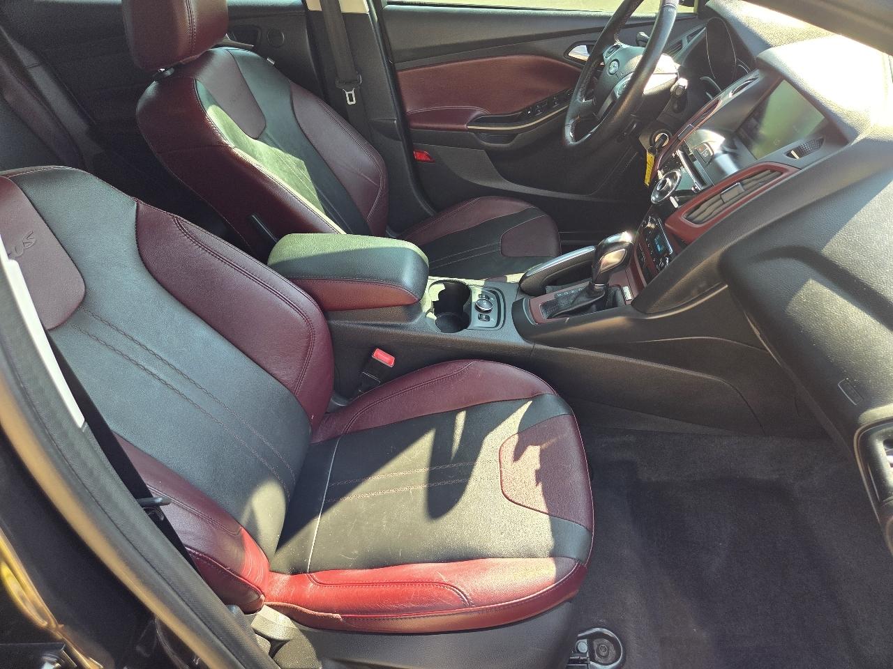 Ford Focus 5dr HB SE 2013