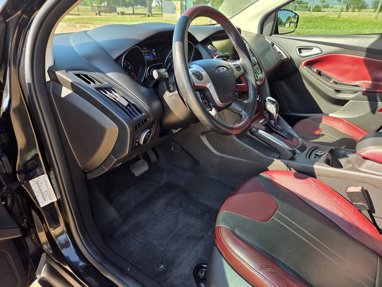 Ford Focus 5dr HB SE 2013