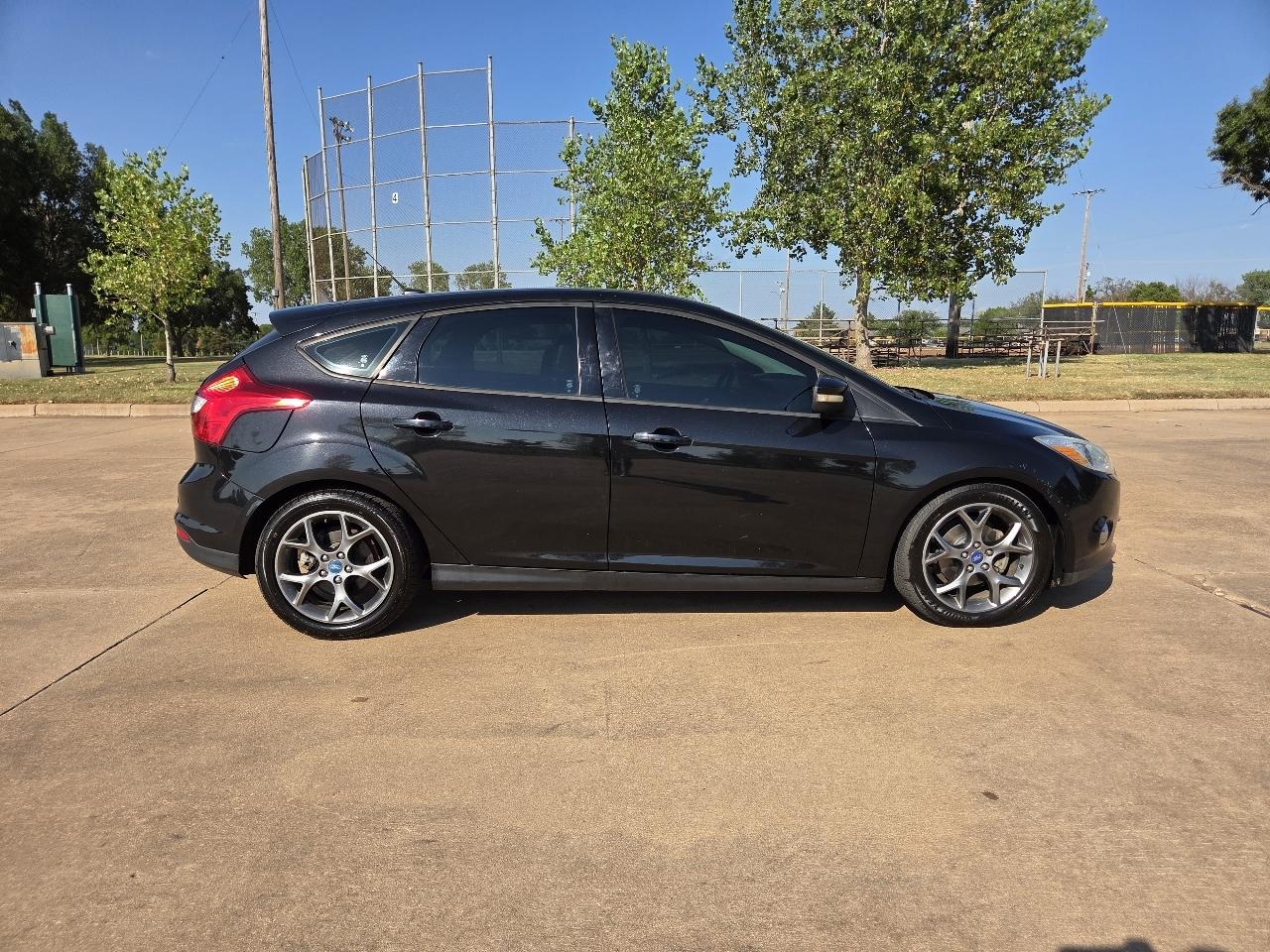 Ford Focus 5dr HB SE 2013