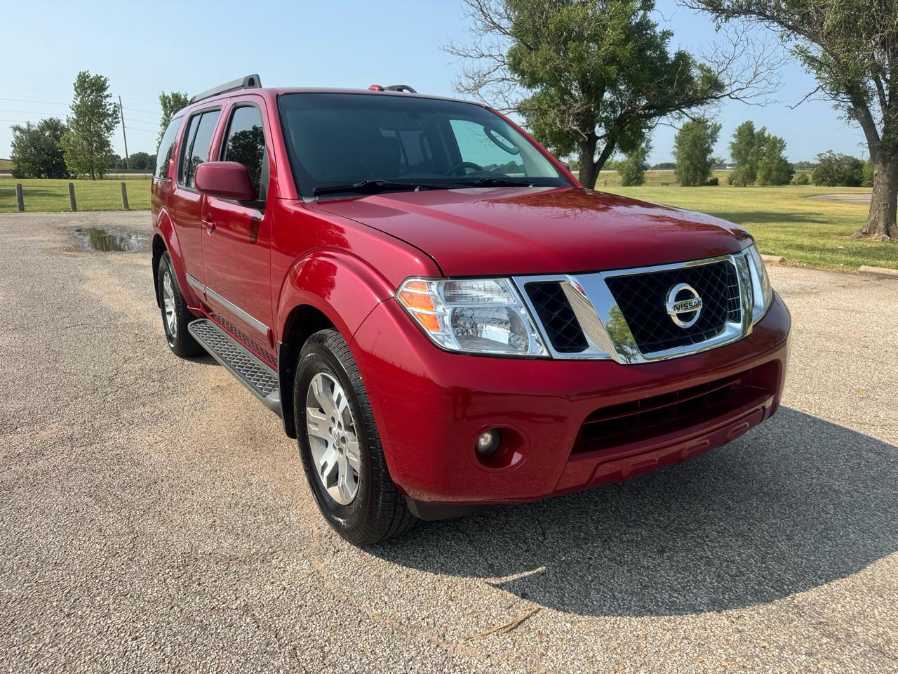 Nissan Pathfinder 4WD 4dr V6 Silver 2011