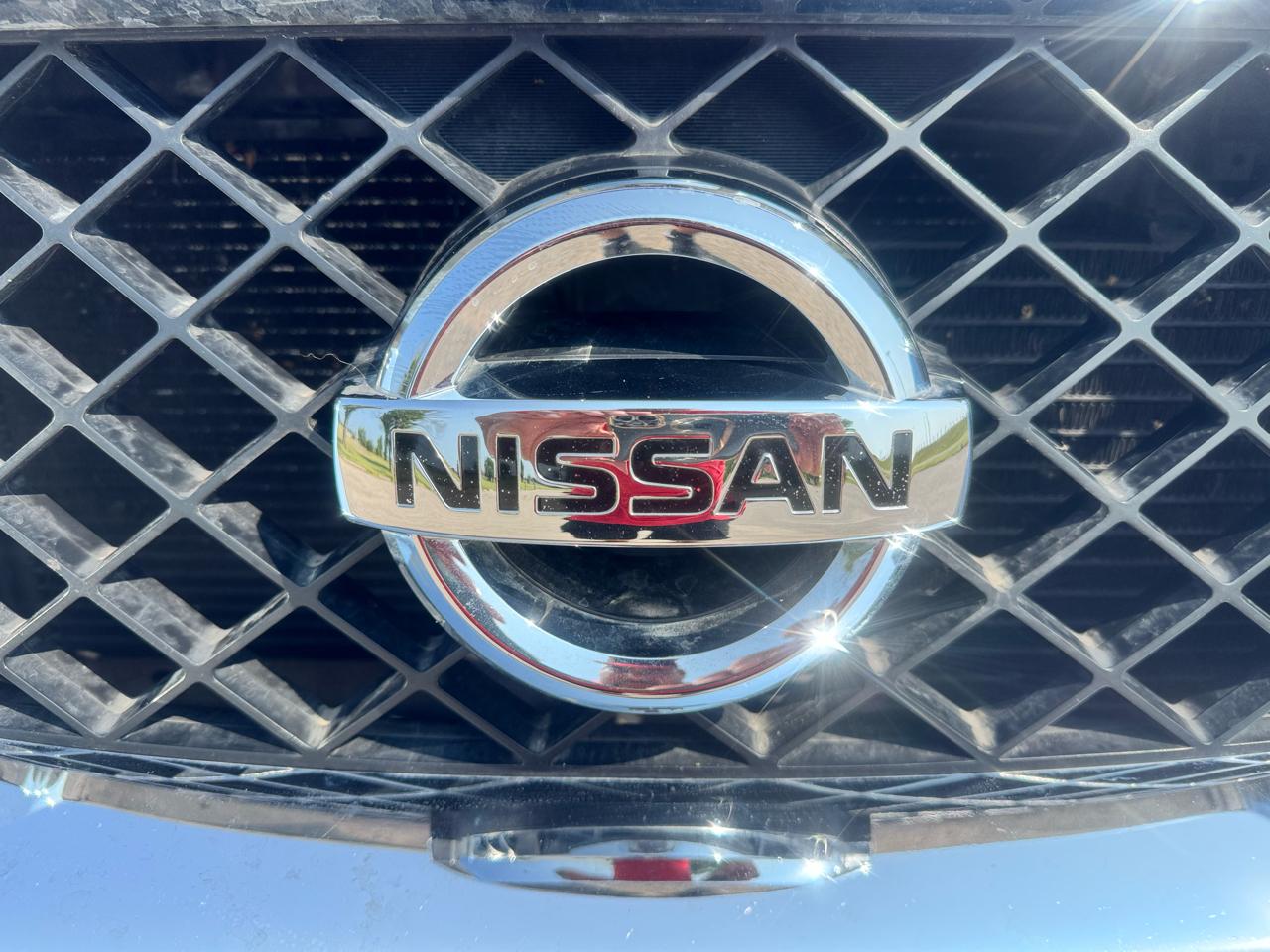 Nissan Pathfinder 4WD 4dr V6 Silver 2011
