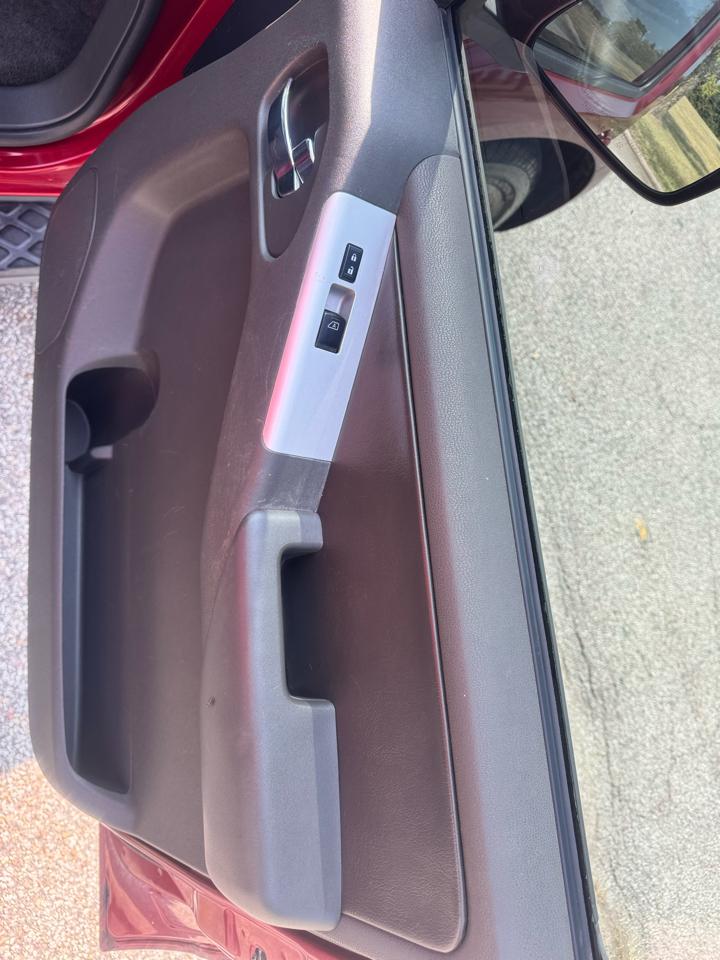 Nissan Pathfinder 4WD 4dr V6 Silver 2011
