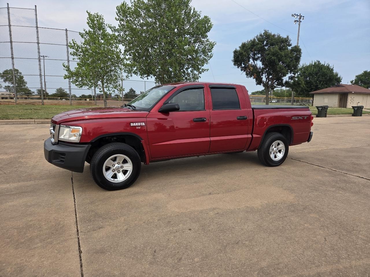 Dodge Dakota 2WD Crew Cab SXT 2008