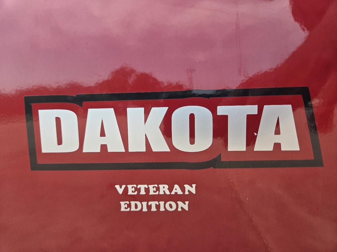 Dodge Dakota 2WD Crew Cab SXT 2008