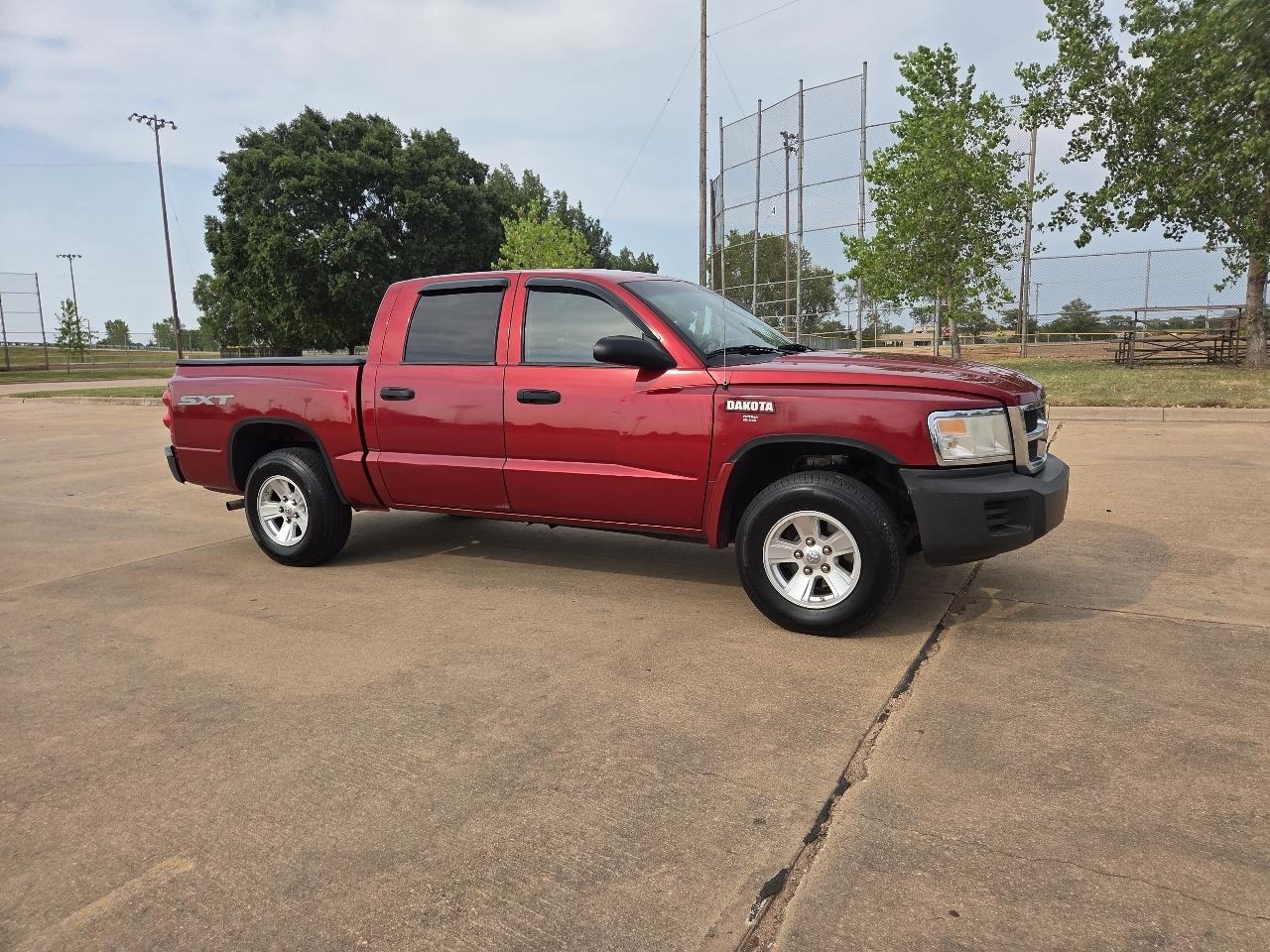 Dodge Dakota 2WD Crew Cab SXT 2008