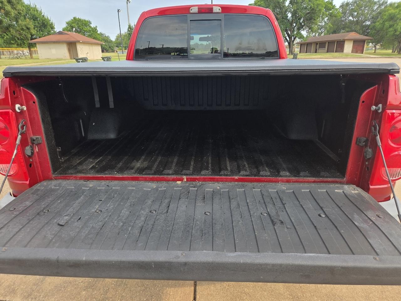Dodge Dakota 2WD Crew Cab SXT 2008