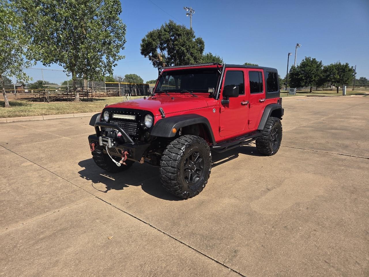 Jeep Wrangler Unlimited 4WD 4dr Sahara 2014