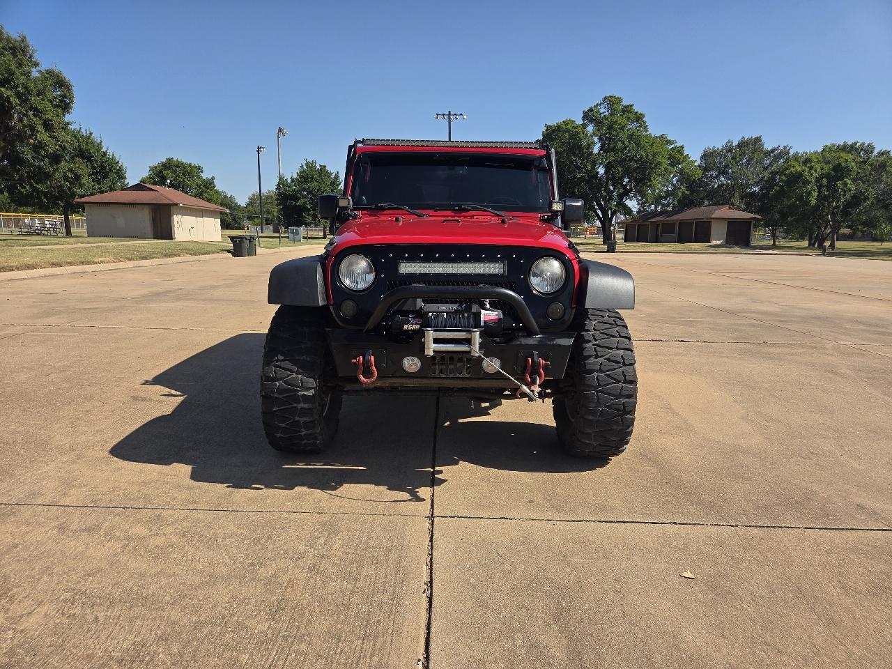 Jeep Wrangler Unlimited 4WD 4dr Sahara 2014