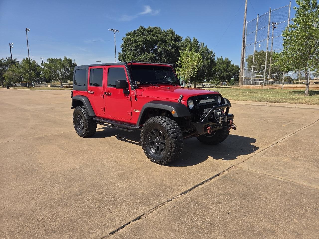 Jeep Wrangler Unlimited 4WD 4dr Sahara 2014
