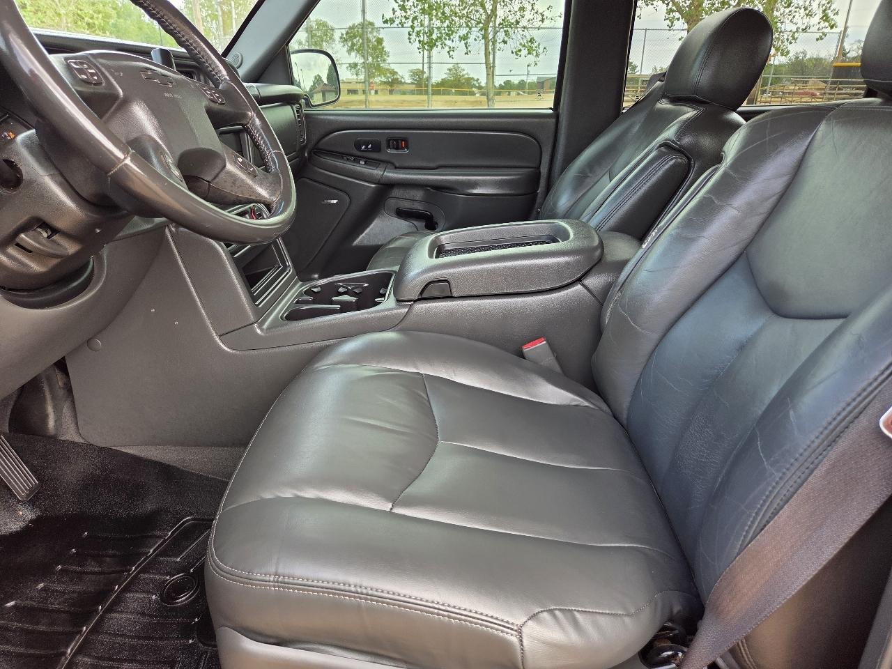 Chevrolet Avalanche 1500 5dr Crew Cab 130" WB Z66 2004