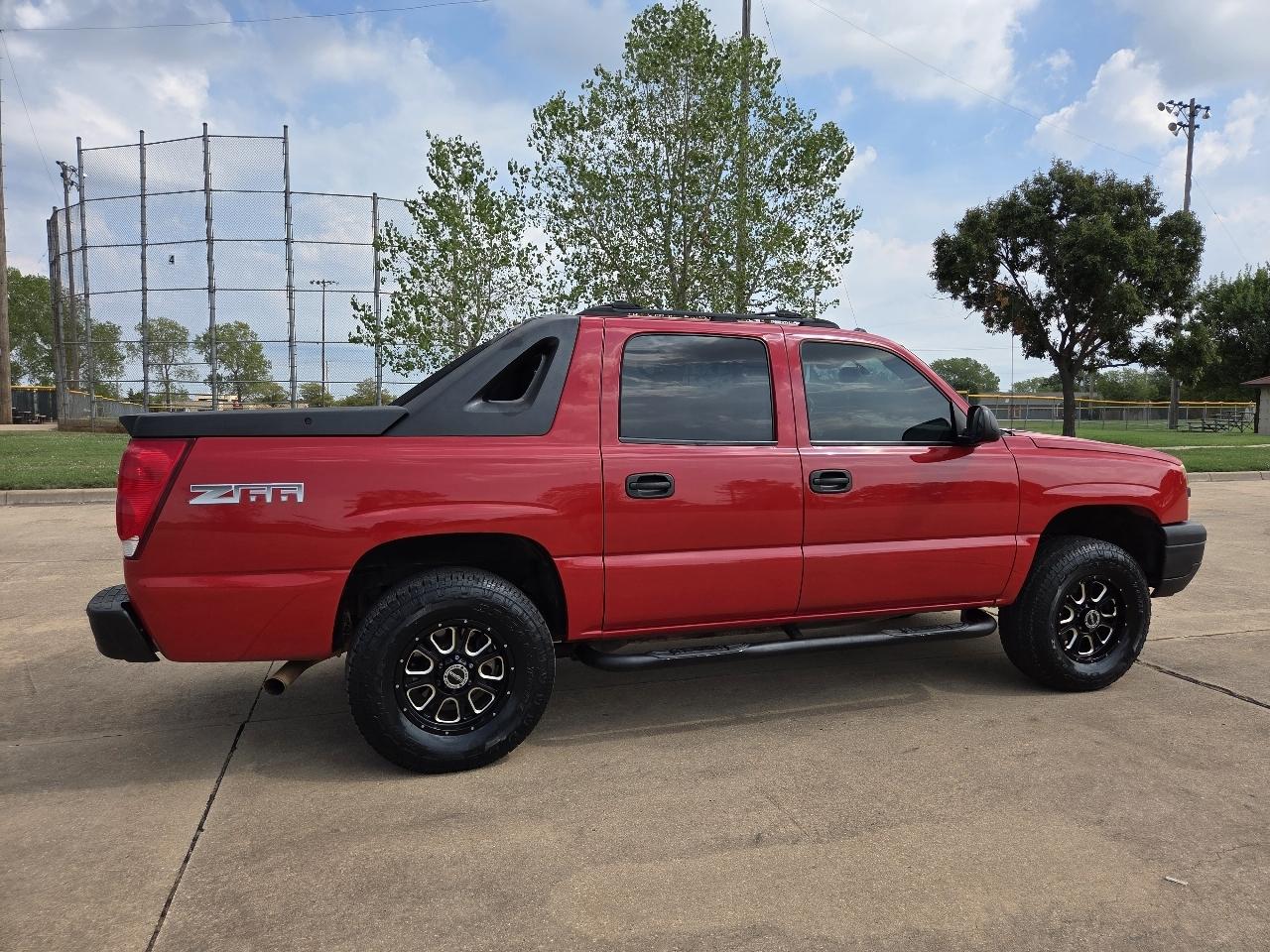 Chevrolet Avalanche 1500 5dr Crew Cab 130" WB Z66 2004