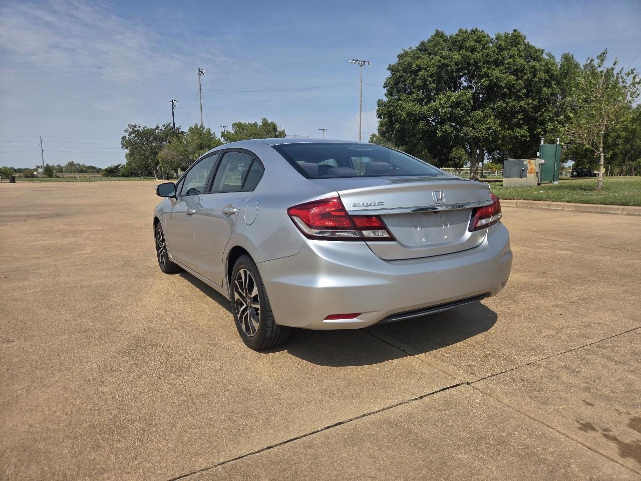 Honda Civic Sedan 4dr CVT EX 2015