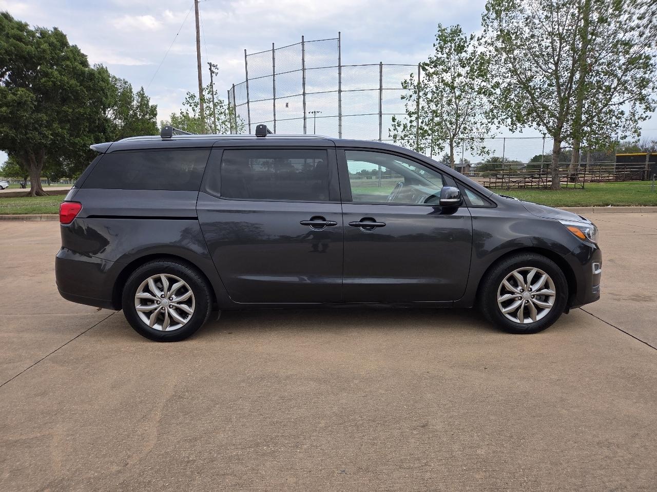 Kia Sedona EX FWD 2020