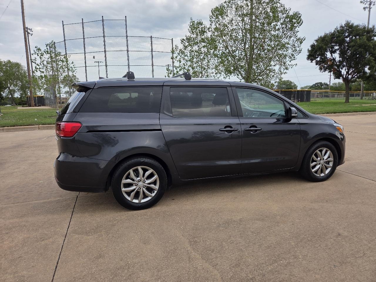 Kia Sedona EX FWD 2020