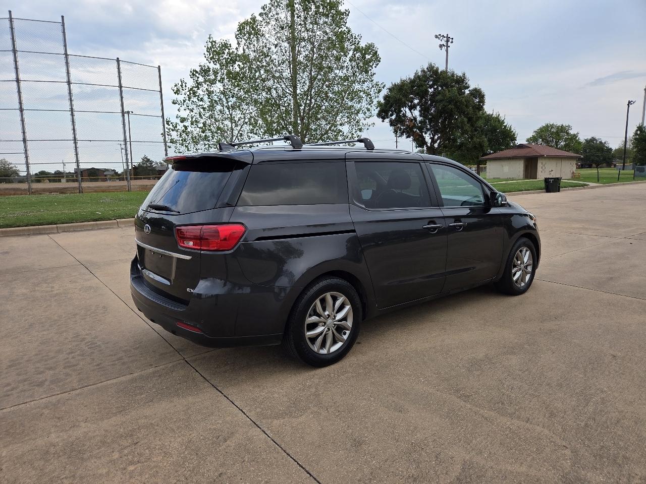 Kia Sedona EX FWD 2020