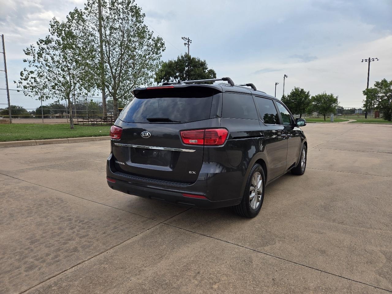 Kia Sedona EX FWD 2020