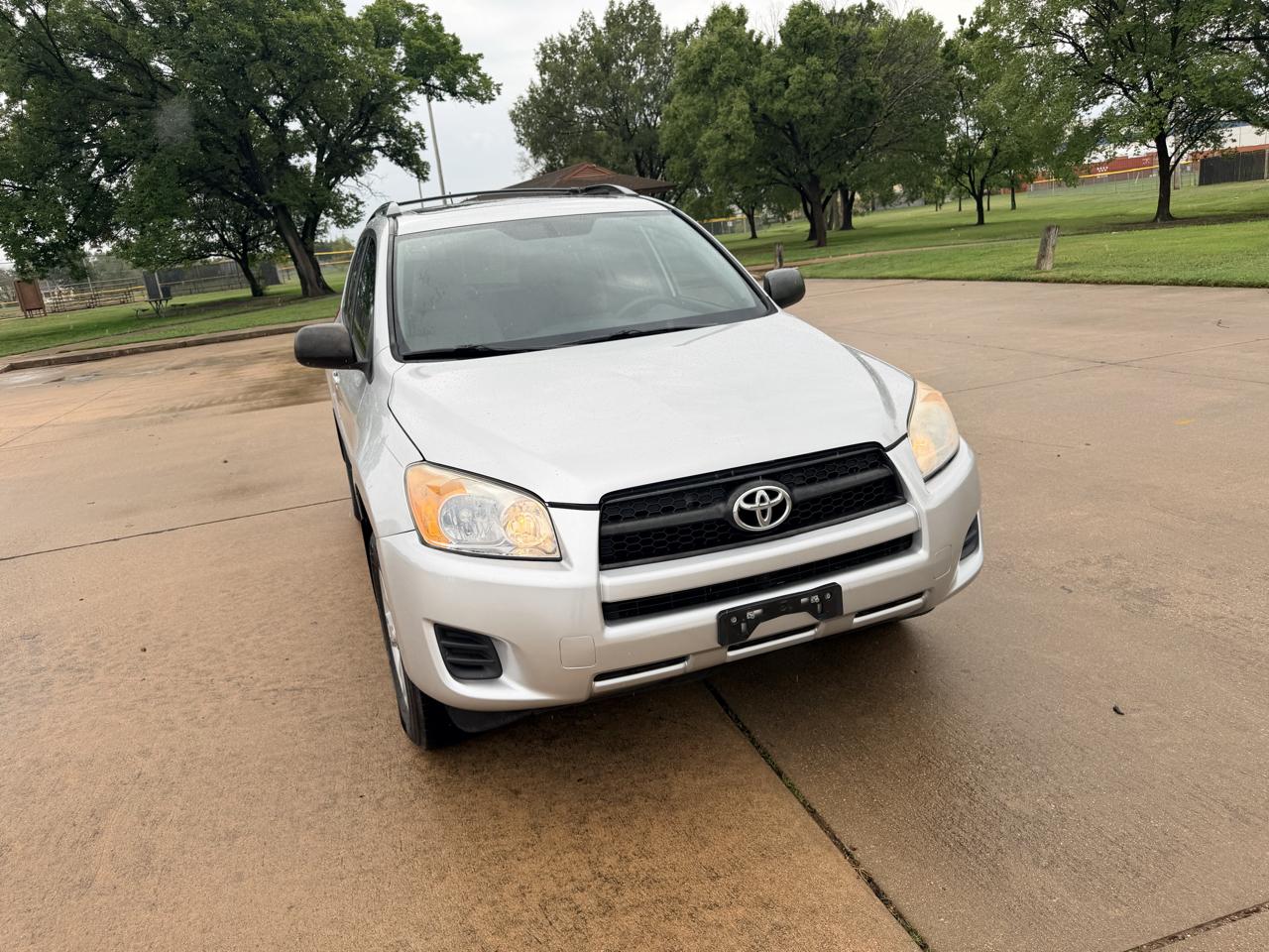 Toyota RAV4 FWD 4dr I4 (Natl) 2012