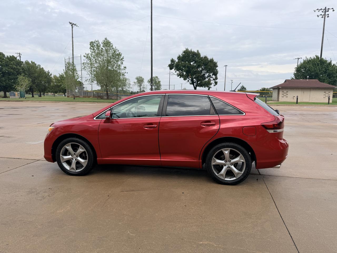 Toyota Venza 4dr Wgn V6 AWD Limited (Natl) 2014