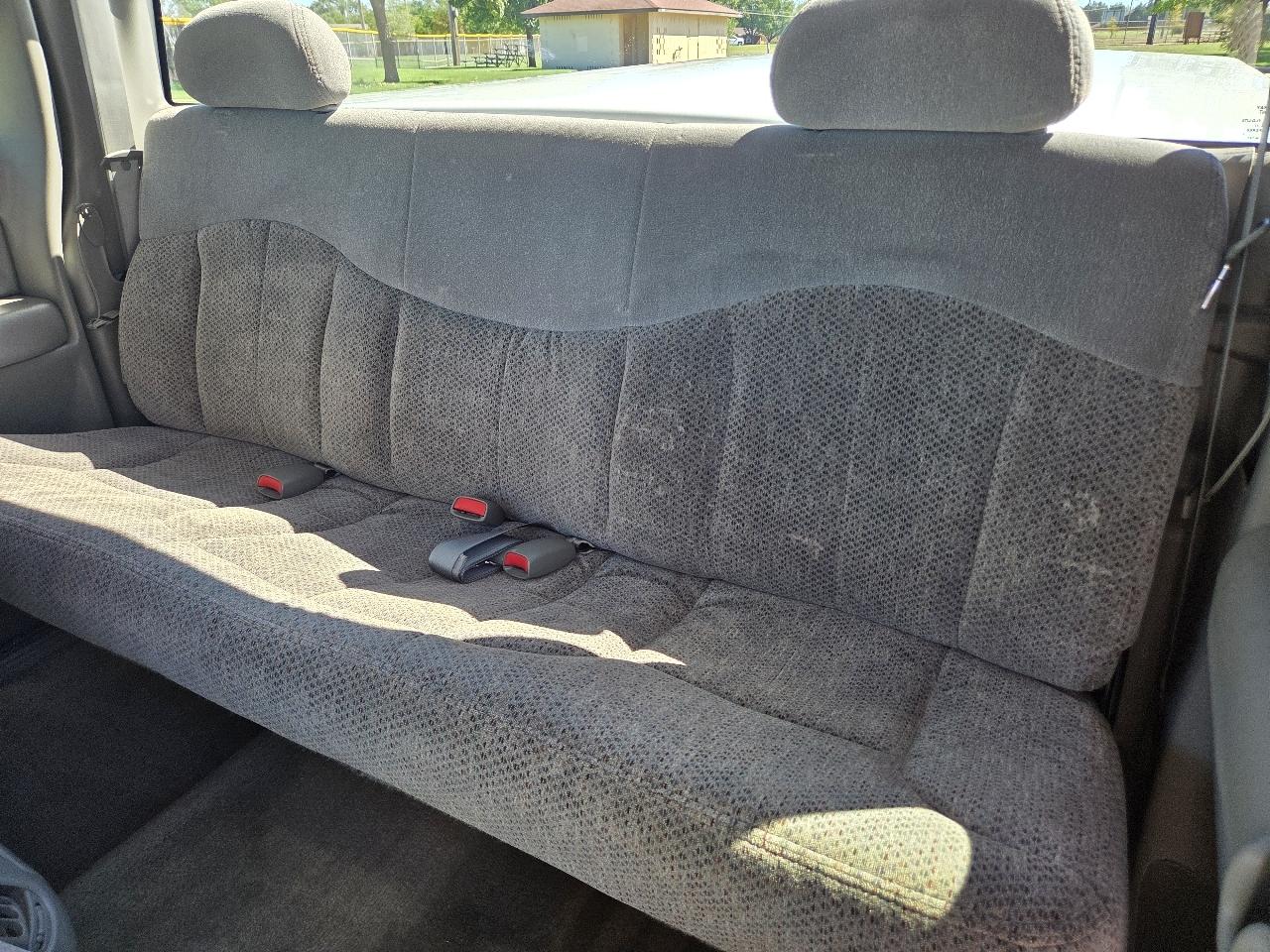 Chevrolet Silverado 2500 Ext Cab 143.5" WB LS 1999