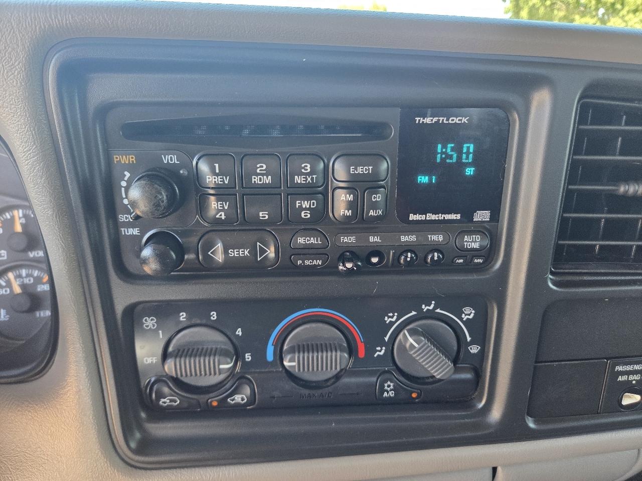 Chevrolet Silverado 2500 Ext Cab 143.5" WB LS 1999
