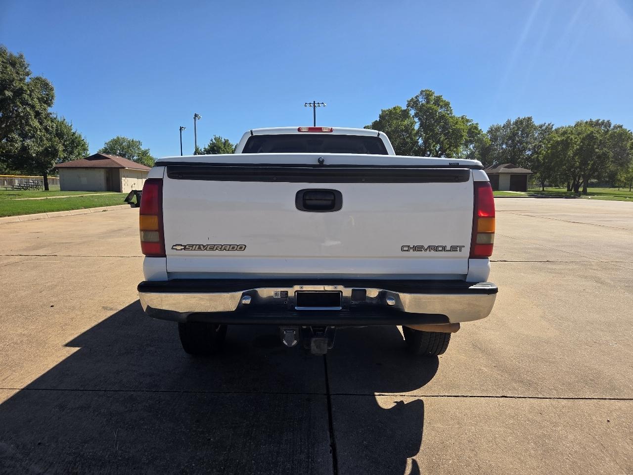 Chevrolet Silverado 2500 Ext Cab 143.5" WB LS 1999