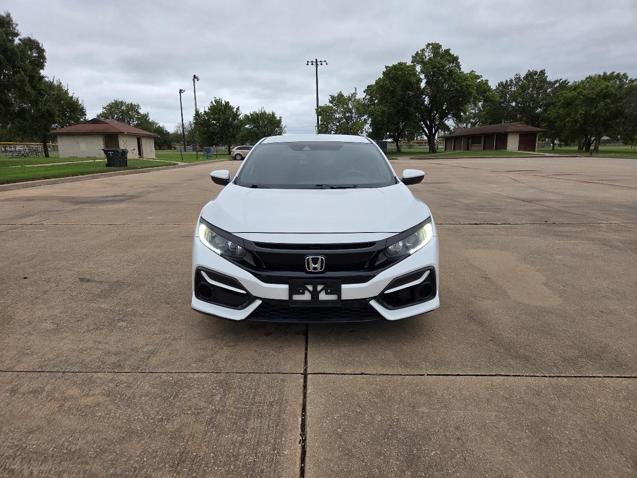 Honda Civic Hatchback LX CVT 2020