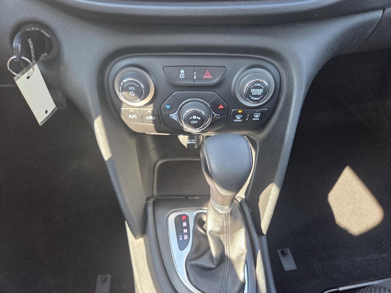 Dodge Dart 4dr Sdn SXT 2015