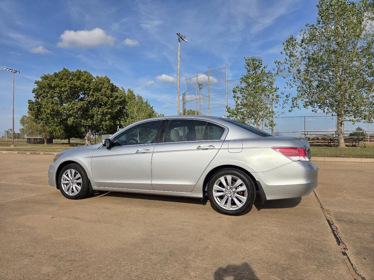 Honda Accord Sdn 4dr I4 Auto EX-L 2011