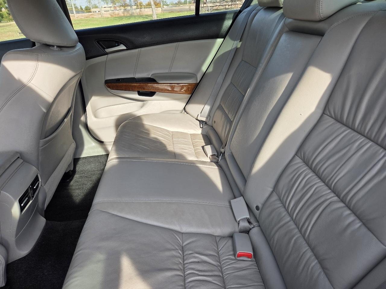 Honda Accord Sdn 4dr I4 Auto EX-L 2011