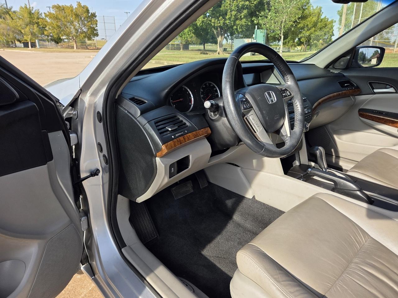 Honda Accord Sdn 4dr I4 Auto EX-L 2011