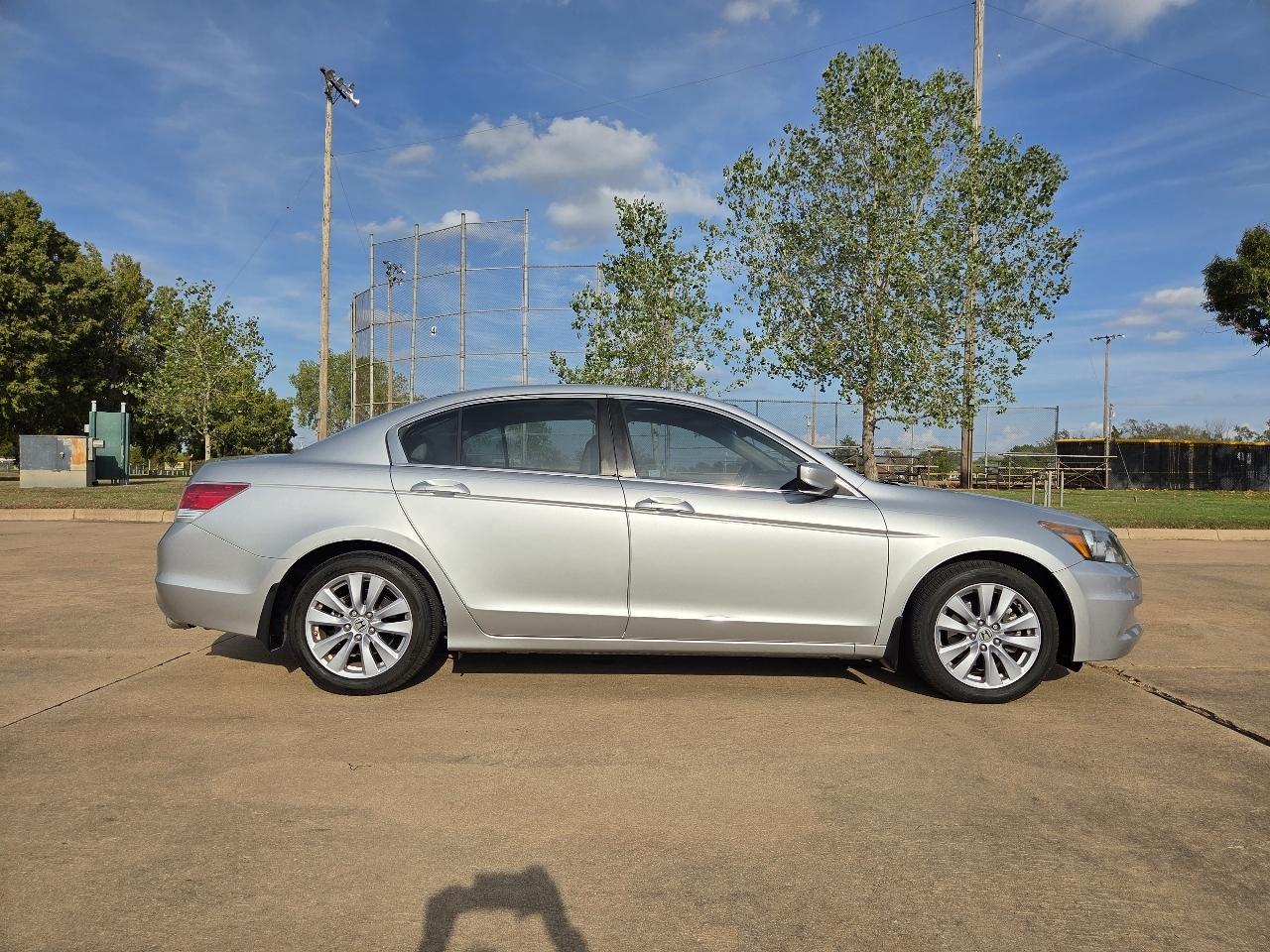 Honda Accord Sdn 4dr I4 Auto EX-L 2011