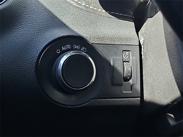 Chevrolet Camaro  2013