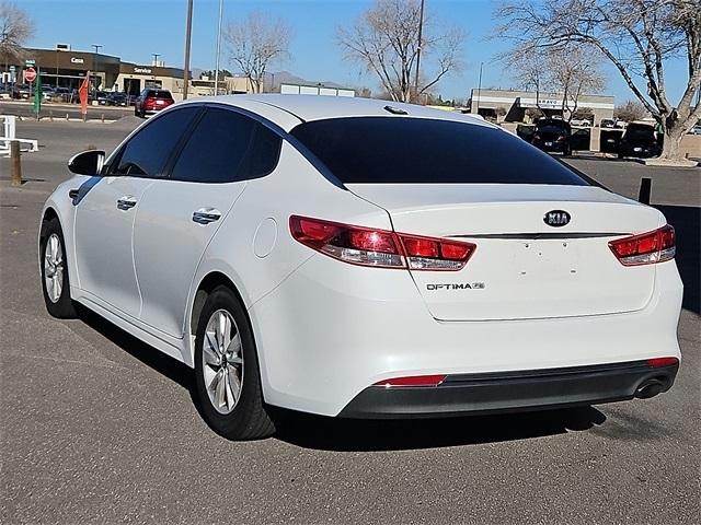 Kia Optima  2017