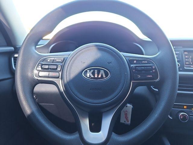 Kia Optima  2017