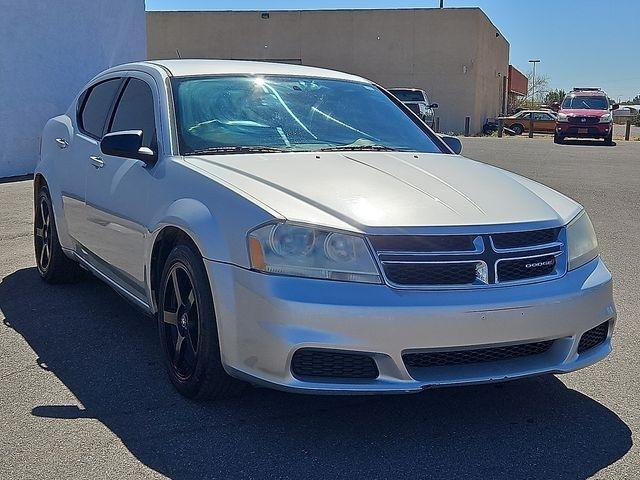 Dodge Avenger  2012