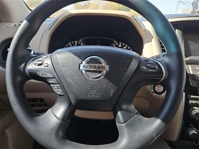 Nissan Pathfinder  2017