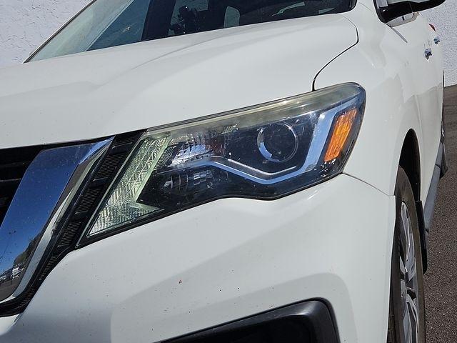 Nissan Pathfinder  2017