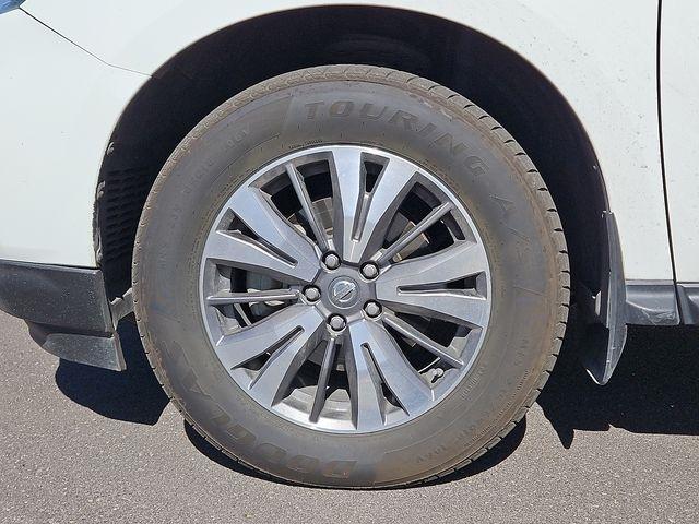 Nissan Pathfinder  2017