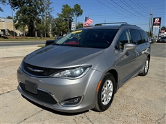 2020 Chrysler Pacifica  2020 Chrysler Pacifica