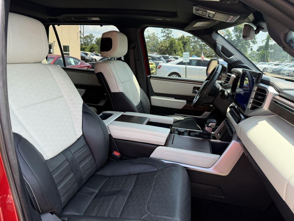Toyota Sequoia  2024