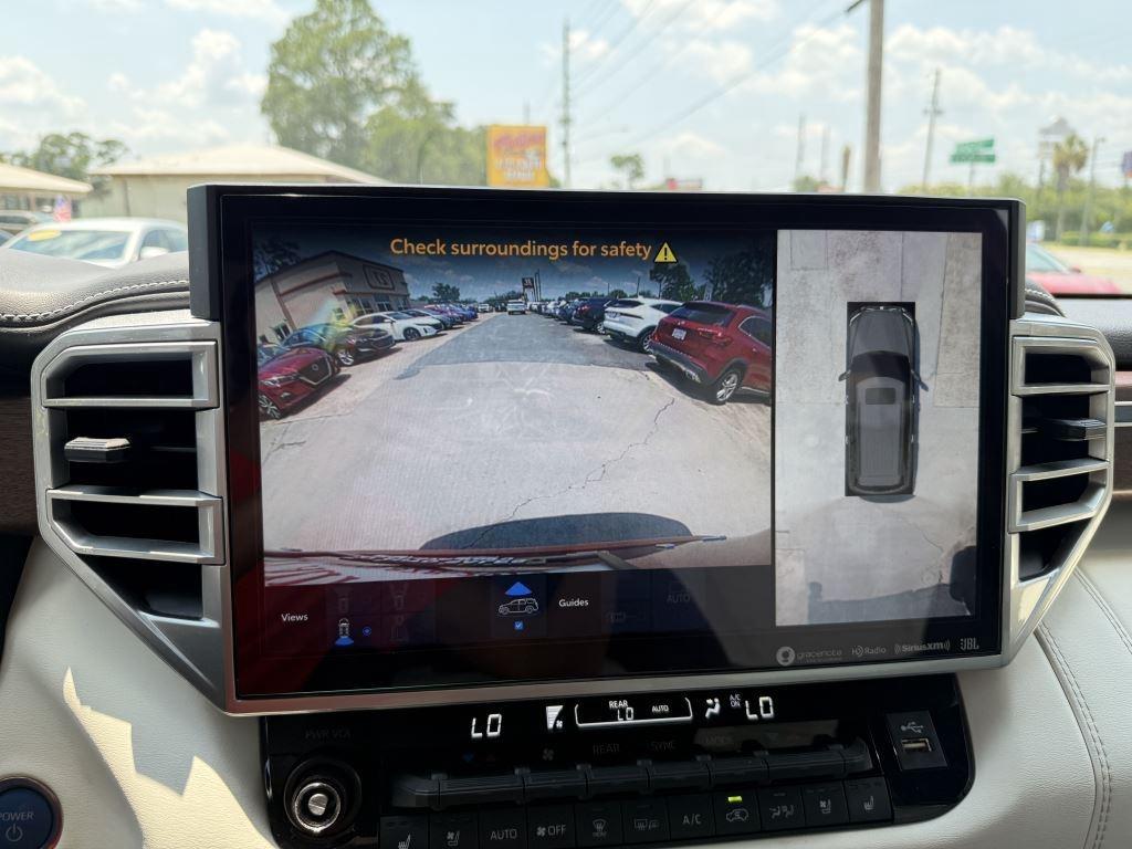 Toyota Sequoia  2024
