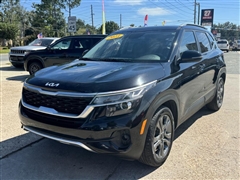2023 Kia Seltos  2023 Kia Seltos