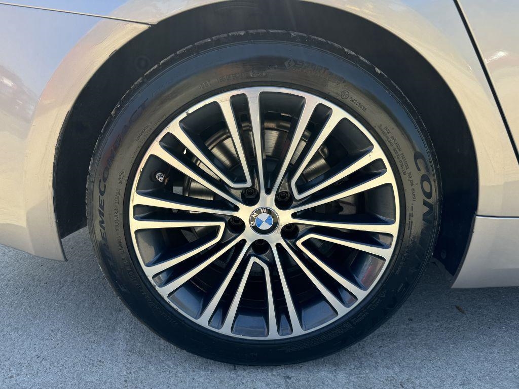 BMW 5 Series  2018 BMW 5 Series  2018